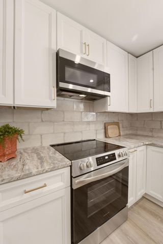 7747 Ovaldale Drive, North Charleston, SC 29418