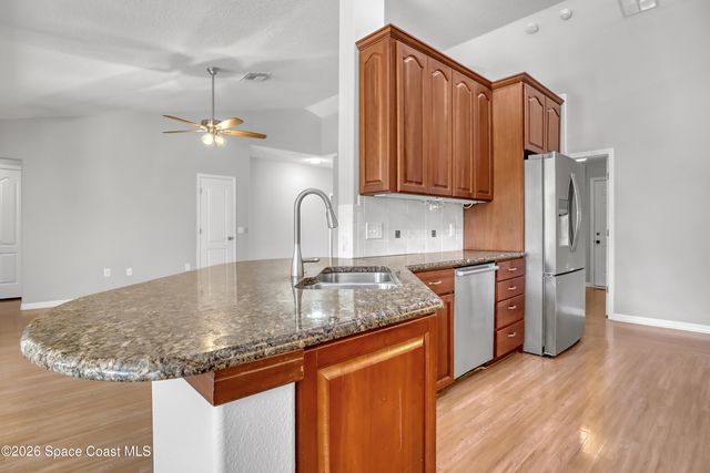 434 Heathrow Circle, Rockledge, FL 32955