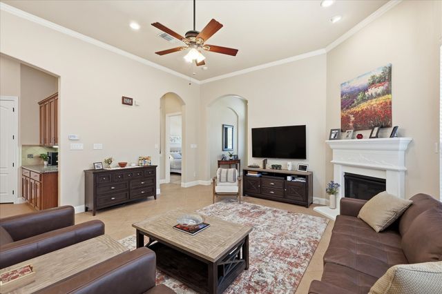 2449 Embleton Drive, Lewisville, TX 75067
