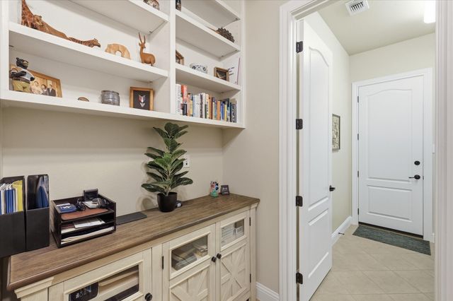 2449 Embleton Drive, Lewisville, TX 75067