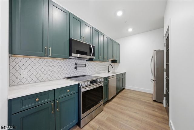 21 Lincoln Park 101, Newark City, NJ 07102