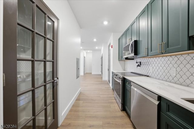 21 Lincoln Park 101, Newark City, NJ 07102