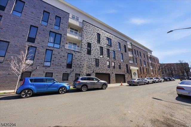 21 Lincoln Park 101, Newark City, NJ 07102