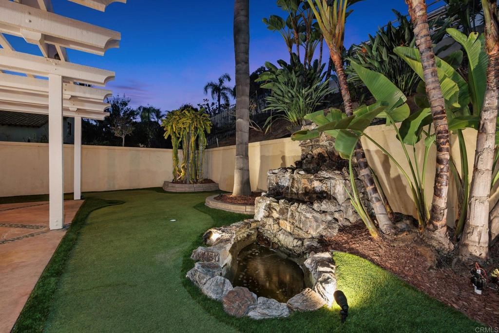 Image 3 of property listing at 12667 Intermezzo Way, San Diego, CA 92130