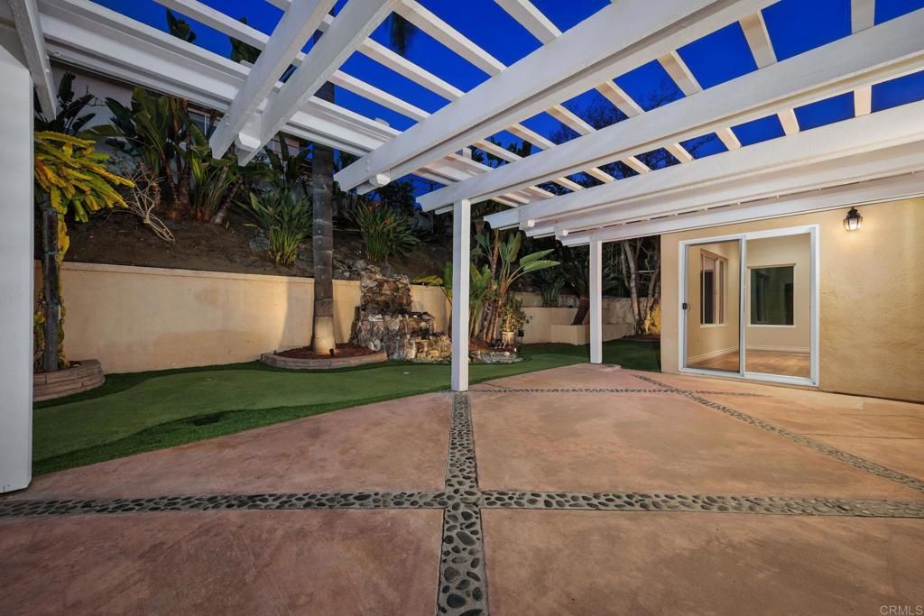 Image 6 of property listing at 12667 Intermezzo Way, San Diego, CA 92130