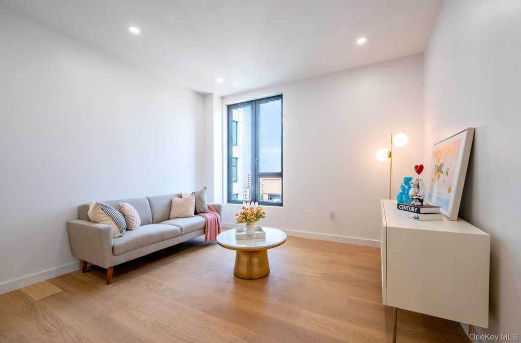 134-16 35th Avenue 4F, Flushing, NY 11354