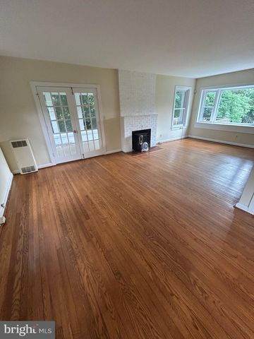 881 DOLLEY MADISON BLVD, Mclean, VA 22101