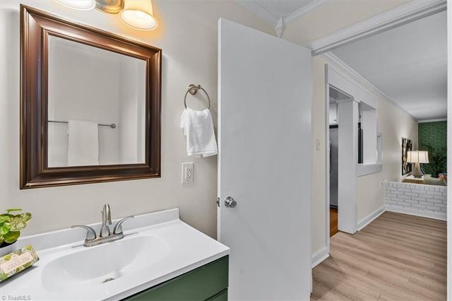 1506 N Elam Avenue, Greensboro, NC 27408