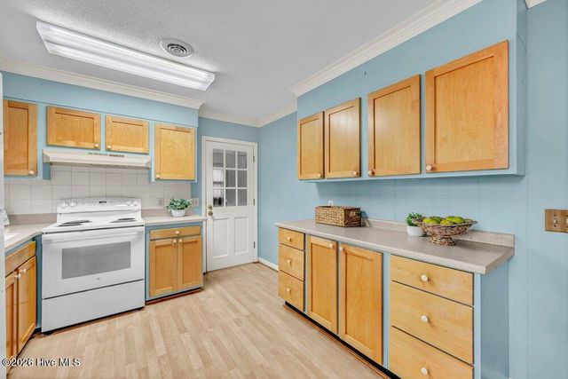 309 Richelieu Road, Wilmington, NC 28412