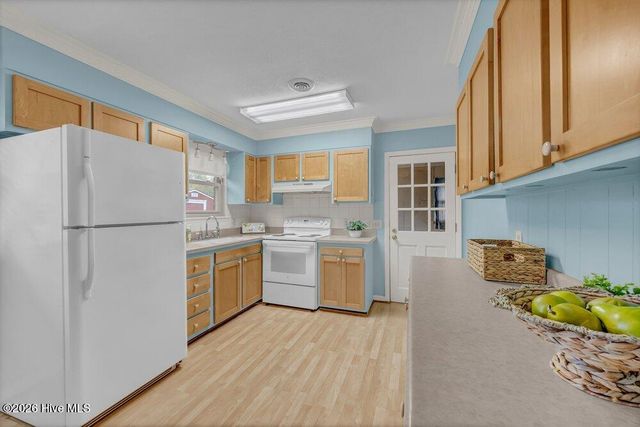 309 Richelieu Road, Wilmington, NC 28412