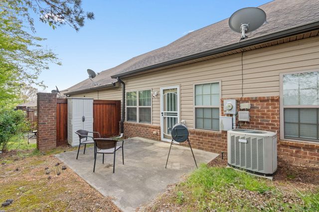 1735 Stonebriar Drive NE, Cleveland, TN 37312