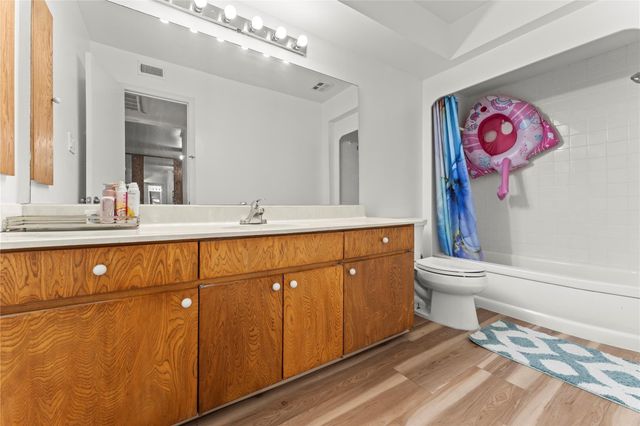 2617 Marilee Lane 1, Houston, TX 77057