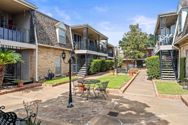 2617 Marilee Lane 1, Houston, TX 77057