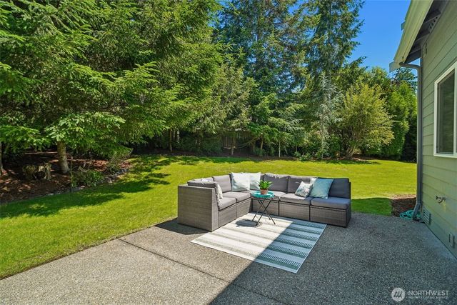 7333 N Creek Loop, Gig Harbor, WA 98335