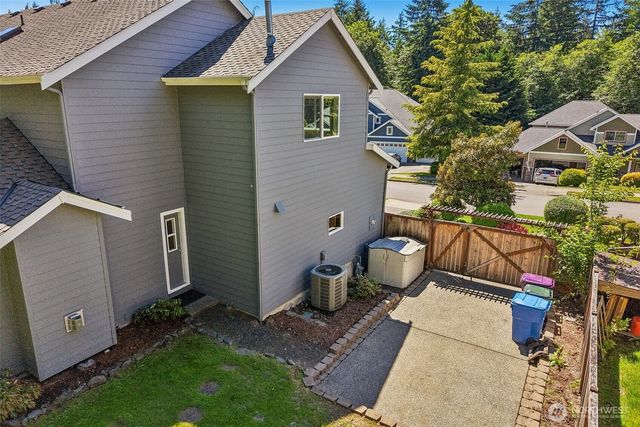 7333 N Creek Loop, Gig Harbor, WA 98335