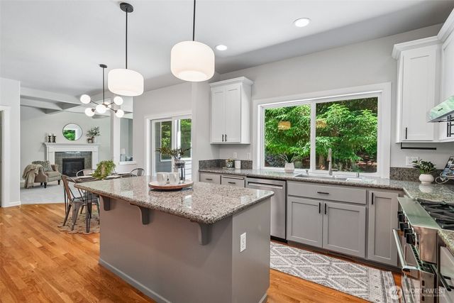 7333 N Creek Loop, Gig Harbor, WA 98335