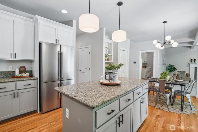 7333 N Creek Loop, Gig Harbor, WA 98335