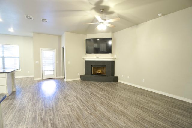 1604 137th Street, Lubbock, TX 79423