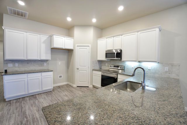 1604 137th Street, Lubbock, TX 79423