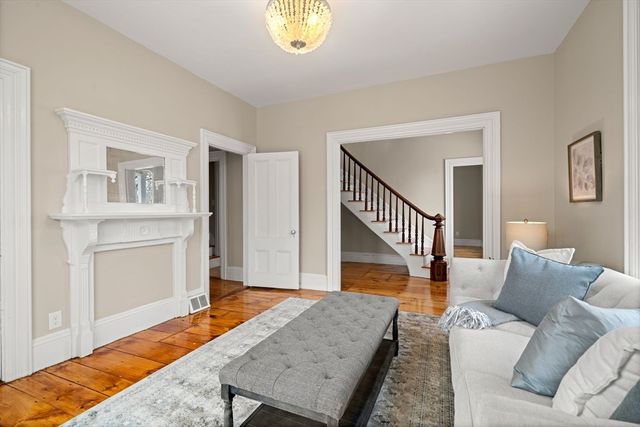 37 School Street, Merrimac, MA 01860