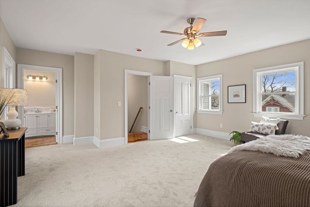 37 School Street, Merrimac, MA 01860