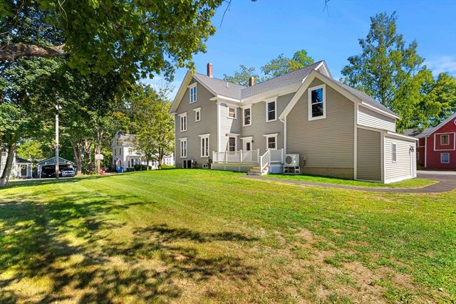 37 School Street, Merrimac, MA 01860