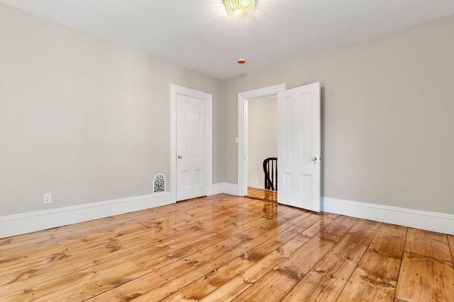 37 School Street, Merrimac, MA 01860