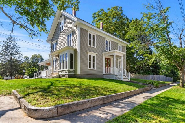 37 School Street, Merrimac, MA 01860