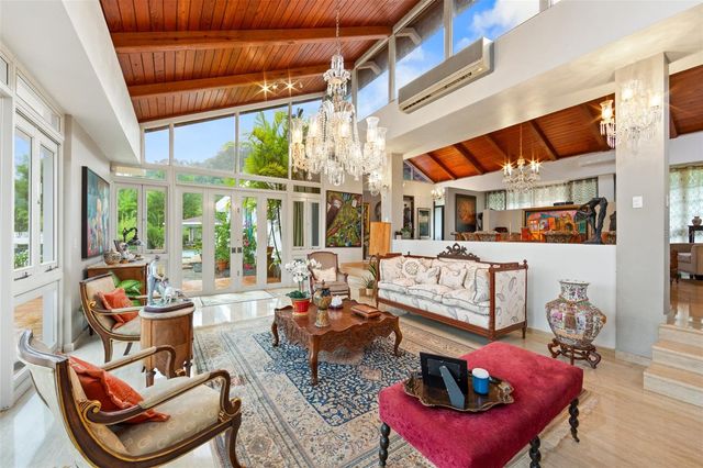 201 REY GUSTAVO, LA VILLA DE TORRIMAR, Guaynabo, PR 00969