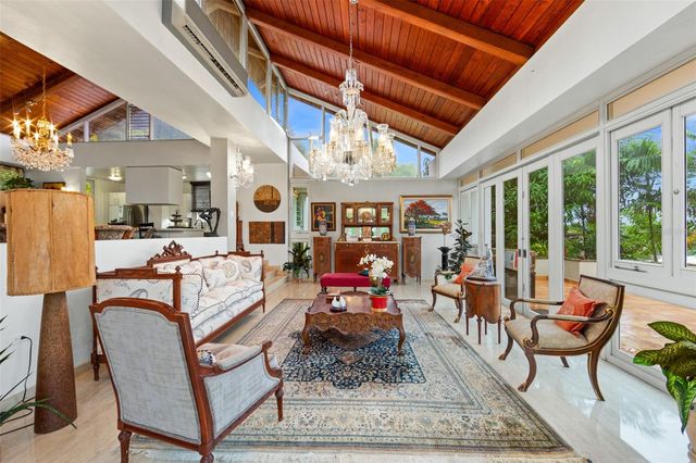 201 REY GUSTAVO, LA VILLA DE TORRIMAR, Guaynabo, PR 00969