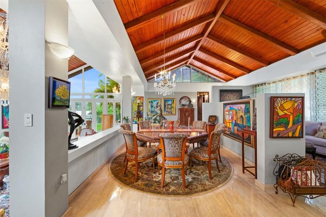 201 REY GUSTAVO, LA VILLA DE TORRIMAR, Guaynabo, PR 00969