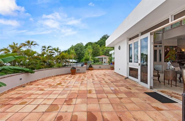 201 REY GUSTAVO, LA VILLA DE TORRIMAR, Guaynabo, PR 00969