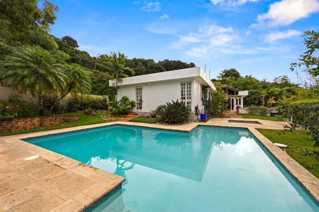 201 REY GUSTAVO, LA VILLA DE TORRIMAR, Guaynabo, PR 00969