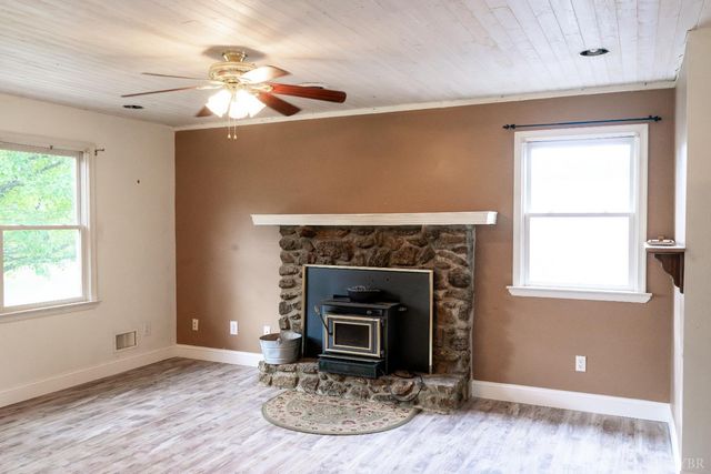 679 Woodline Drive, Concord, VA 24538