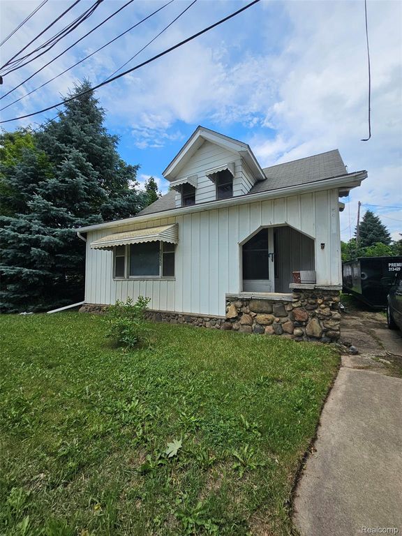 59550 10 Mile rd Road, South Lyon, MI 48178