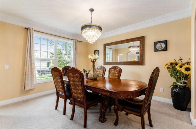 1811 Ivy Street, Lewis Center, OH 43035