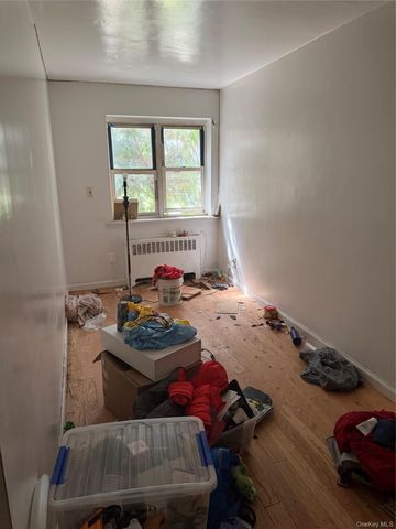 2928 Fenton Avenue, Bronx, NY 10469