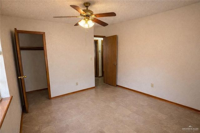 5102 W Schunior Street, Edinburg, TX 78541