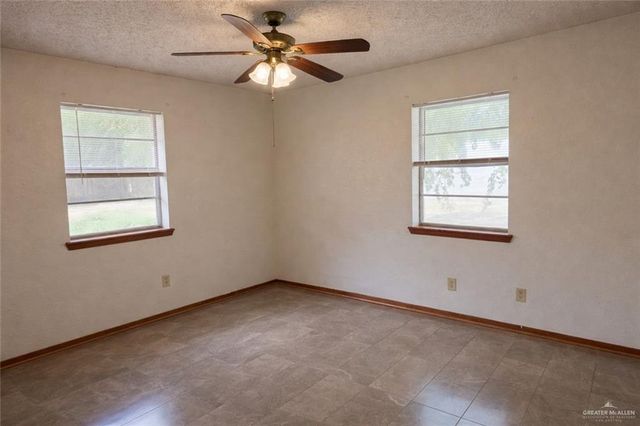 5102 W Schunior Street, Edinburg, TX 78541