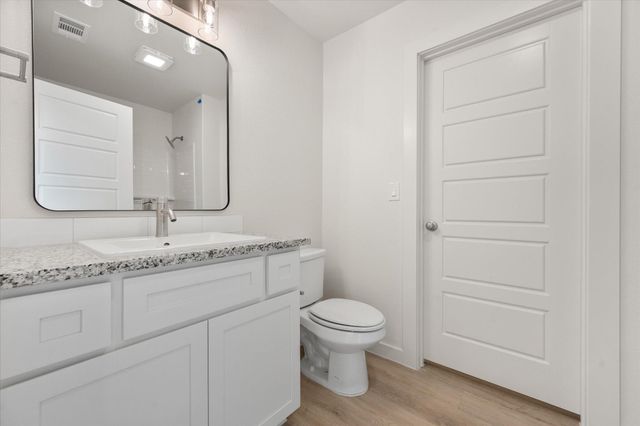 13816 Fremont Avenue, Lubbock, TX 79423