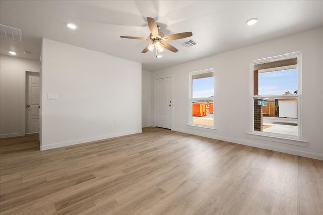 13816 Fremont Avenue, Lubbock, TX 79423