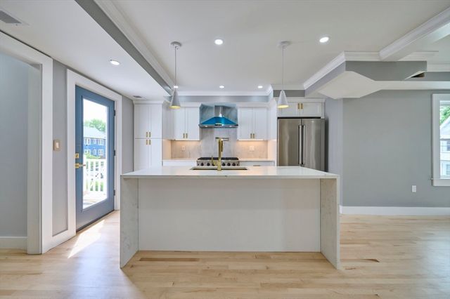 97 Oakton Avenue two, Boston, MA 02122