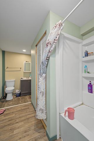 13412 S Brandon Avenue, Chicago, IL 60633