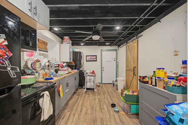 13412 S Brandon Avenue, Chicago, IL 60633