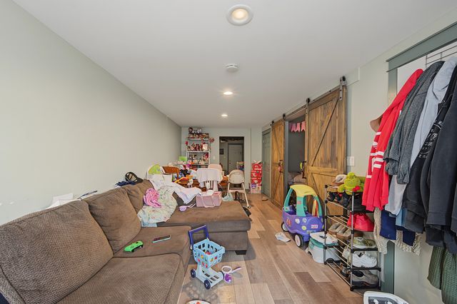 13412 S Brandon Avenue, Chicago, IL 60633