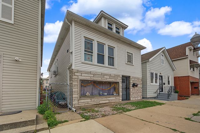 13412 S Brandon Avenue, Chicago, IL 60633