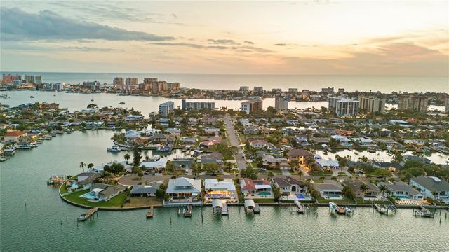 631 HARBOR ISLAND, Clearwater Beach, FL 33767