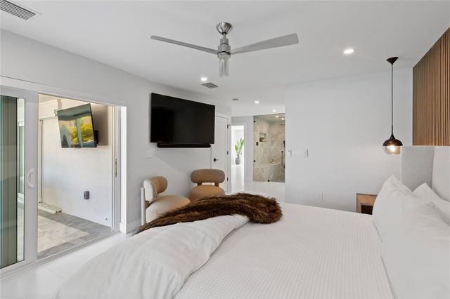 631 HARBOR ISLAND, Clearwater Beach, FL 33767