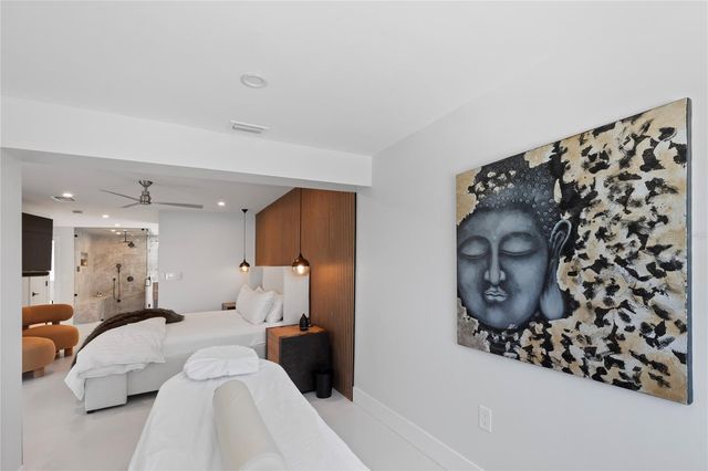 631 HARBOR ISLAND, Clearwater Beach, FL 33767