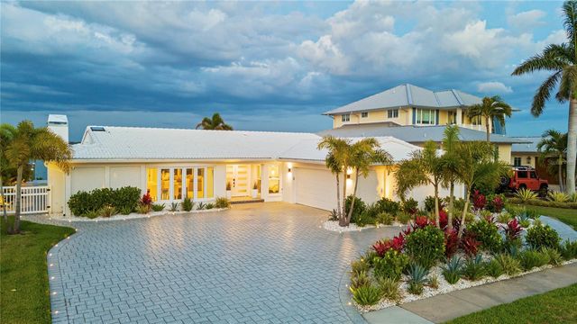 631 HARBOR ISLAND, Clearwater Beach, FL 33767